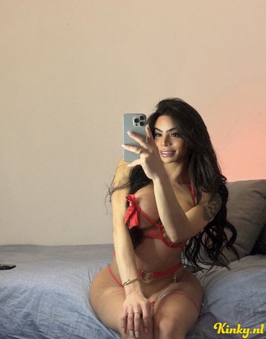 Escort a Sorengo – Intimità, classe e discrezione alle porte di Lugano